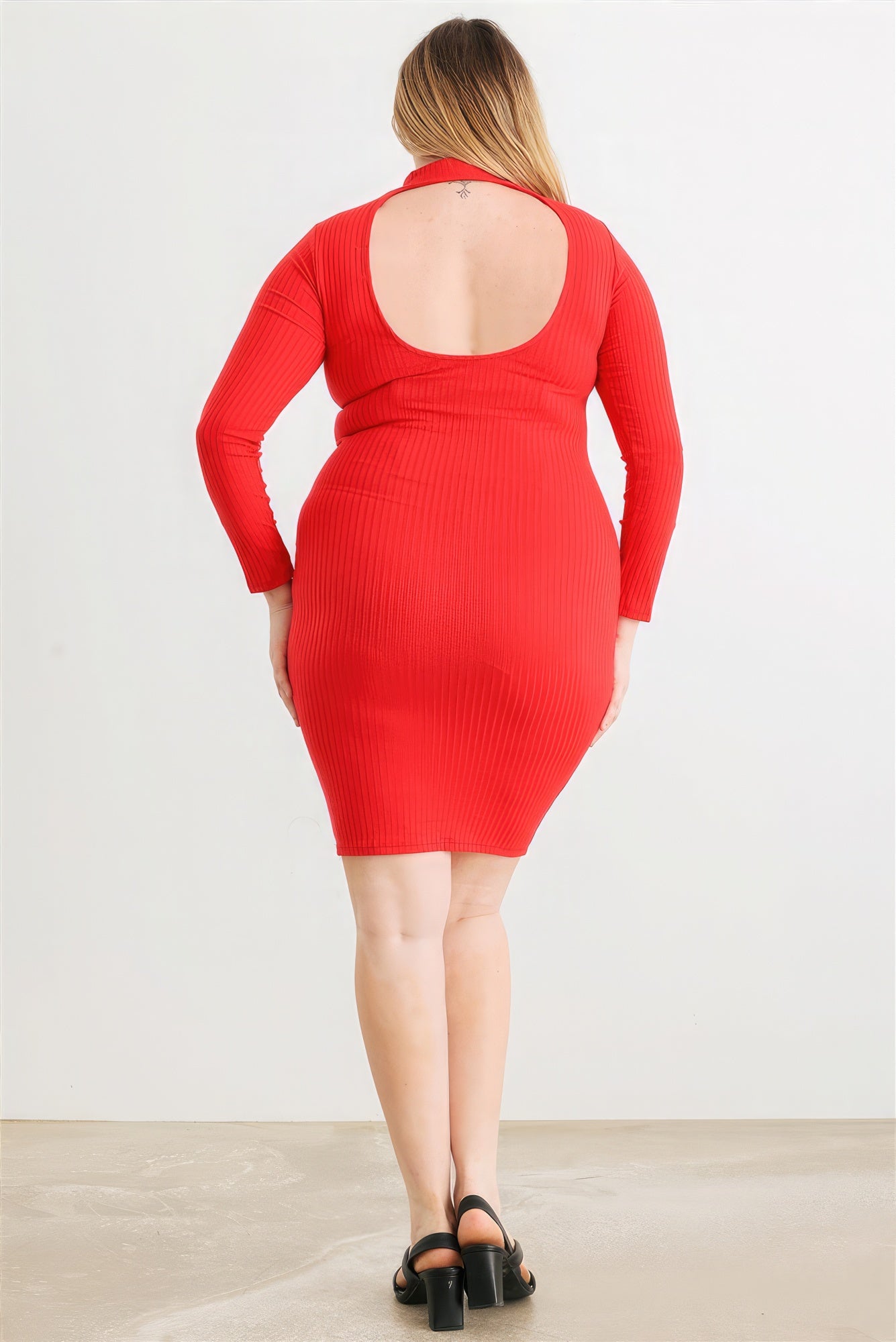 Plus Red Ribbed Long Sleeve Mock Neck Cut-out Back Midi Dress